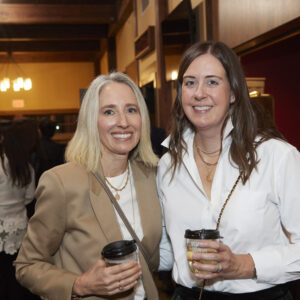 Jennifer Lau, Amanda Correy